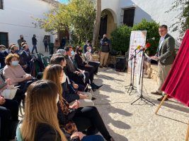 El primer Cartel de Navidad de Estepa tiene la firma de Nuria Barrera - Gastronomía y Moda