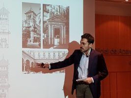 La portada de la Feria de 2020 recreará el edificio del Hotel Alfonso XIII