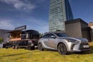 Lexus se implica en la alta gastronomía con un exclusivo Food Truck - Gastronomía y Moda