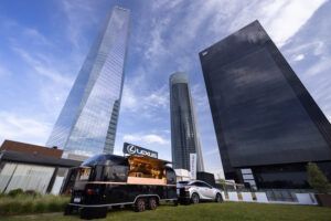 Lexus se implica en la alta gastronomía con un exclusivo Food Truck - Gastronomía y Moda