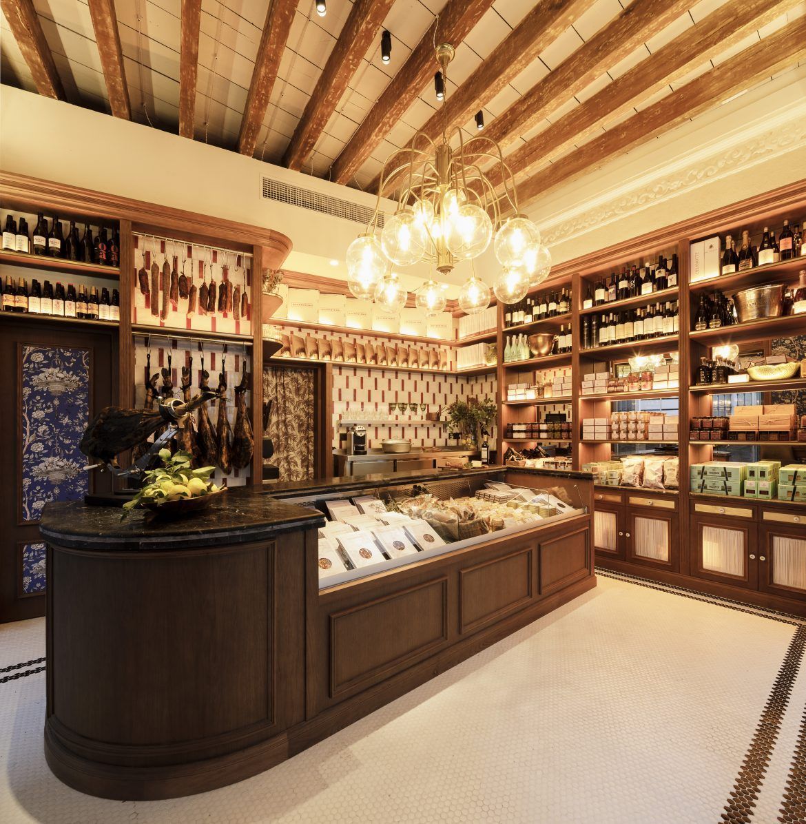 Quarentena. The Old School Food Company que llega a Sevilla Quarentena. The Old School Food Company que llega a Sevilla - Gastronomía y Moda