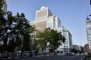 Reabre el hotel Riu Plaza España- Gastronomía y Moda