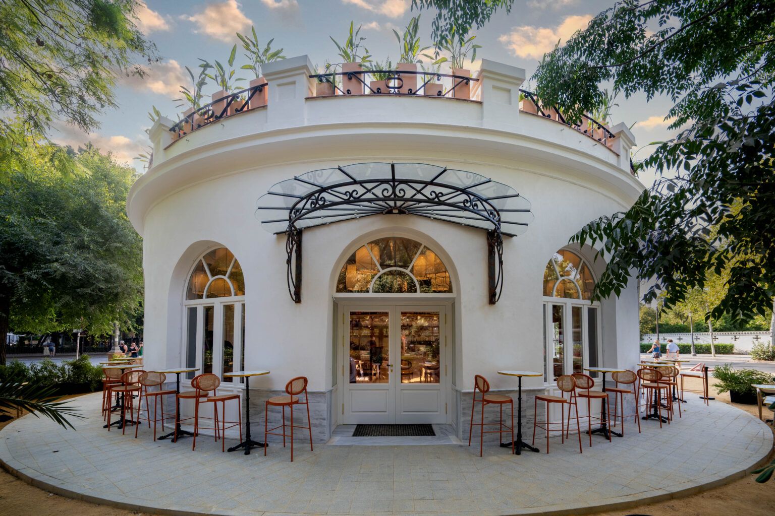 La Raza regresa al Parque de María Luisa con un nuevo restaurante en el histórico Bar Citroën - Gastronomía y Moda