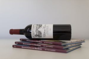 'Reencuentro en Burdeos', el cómic que nos acerca al mundo de los grandes vinos de Burdeos - Gastronomía y Moda