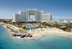 RIU recupera su actividad en Cancún: reabren el Riu Palace Peninsula y el Riu Cancun - Gastronomía y Moda