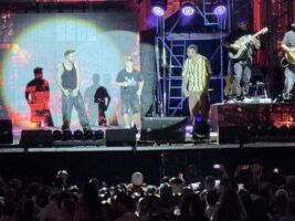 Romeo Santos y Prince Royce en Sevilla: dos horas, treinta canciones y un público que no se sentó - Gastronomía y Moda