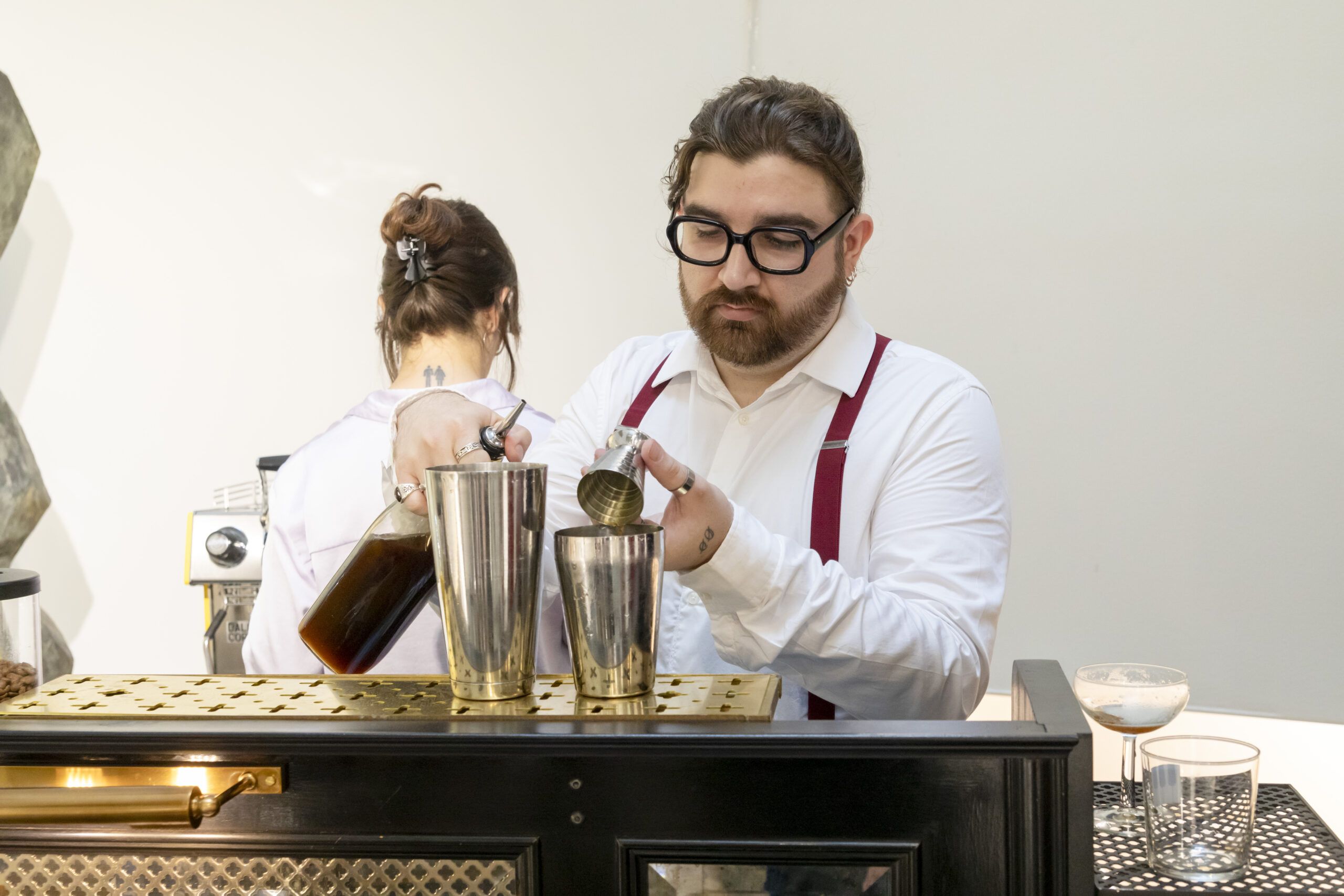 Ron Mills y OEOE Handbags, bolsos exlusivos pintados y diseñados con mucho arte - Gastronomía y Moda