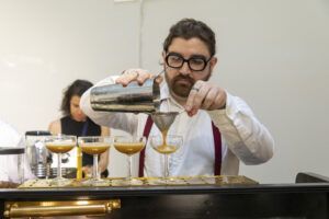 Ron Mills y OEOE Handbags, bolsos exlusivos pintados y diseñados con mucho arte - Gastronomía y Moda