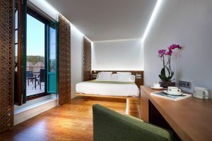 Alhambra Palace, el hotel de los 108 sueños - Gastronomía y Moda