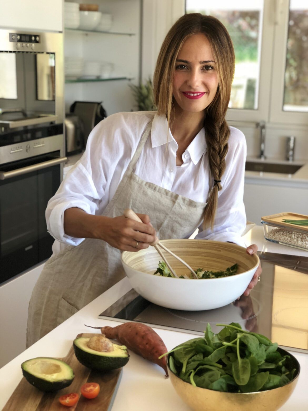 Salena Sainz revela los 5 superalimentos que tu cuerpo necesita en primavera para activarse y ganar energía - Gastronomía y Moda