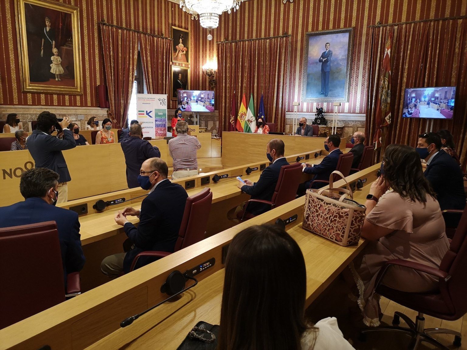 El Ayuntamiento de Sevilla respalda el proyecto europeo desarrollado por Salesianos Triana - Gastronomía y Moda