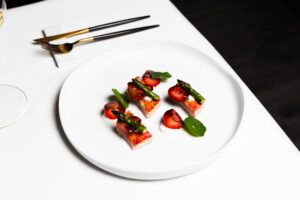 Chicarreros da el gran salto gastronómico en Sevilla y se posiciona como uno de los imprescindibles de la ciudad - Gastronomía y Moda