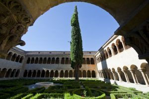 Monasterio de San Pedro de Cardeña - Gastronomía y Moda