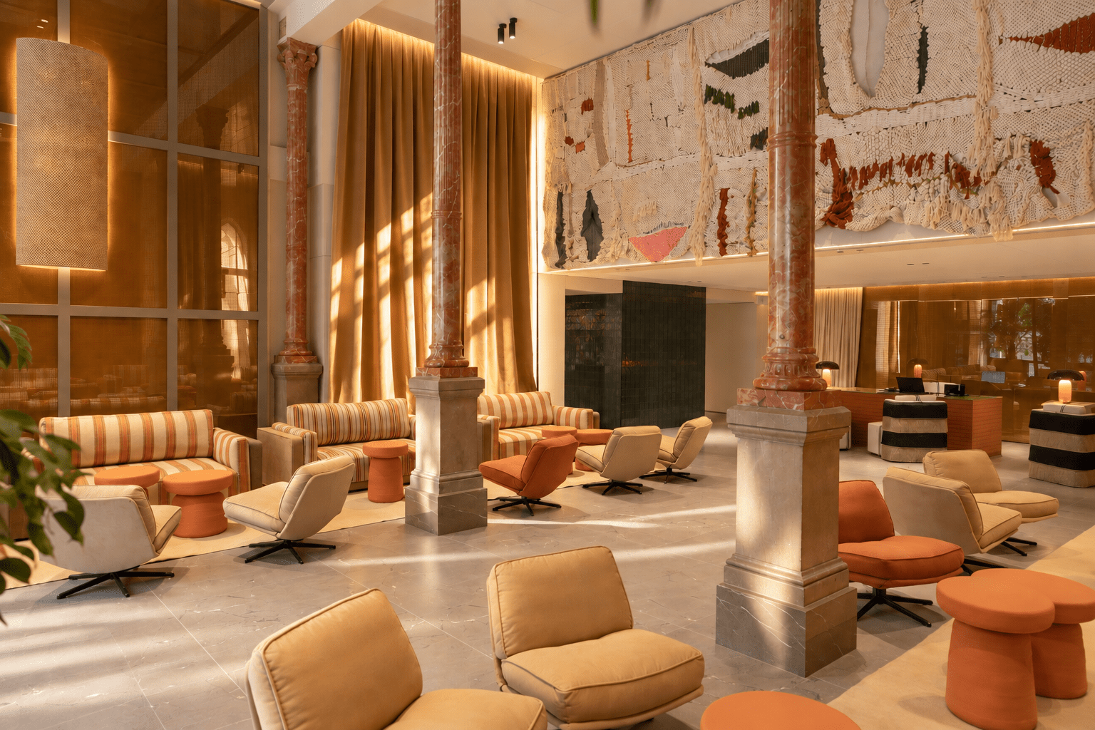 Abre Serras Sevilla, el nuevo hotel boutique 5 estrellas Gran Lujo frente a la Catedral y la Giralda - Gastronomía y Moda