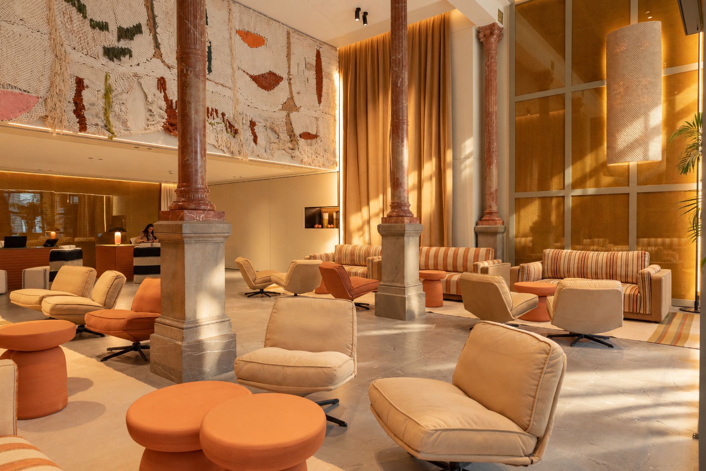 Abre Serras Sevilla, el nuevo hotel boutique 5 estrellas Gran Lujo frente a la Catedral y la Giralda - Gastronomía y Moda