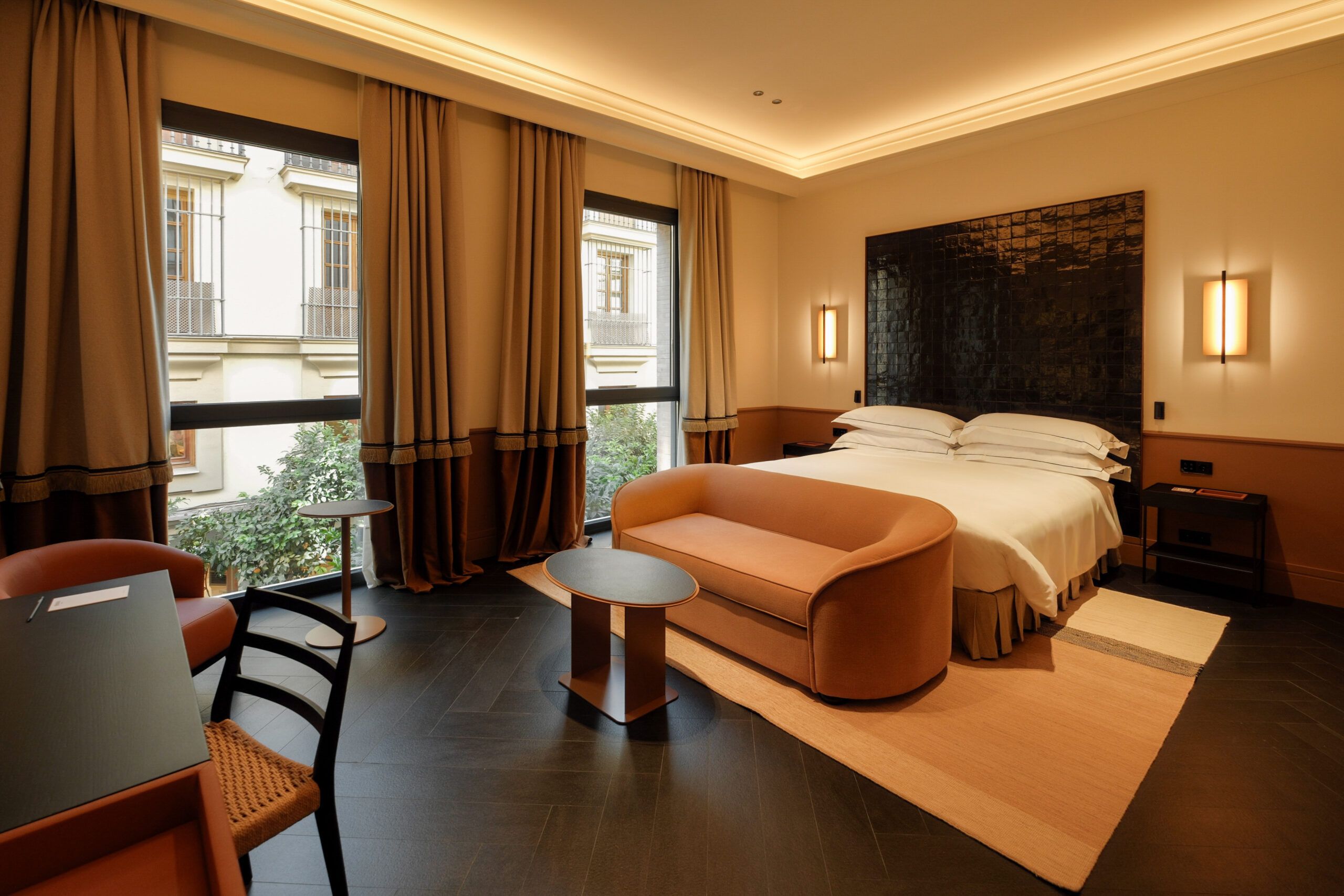 Abre Serras Sevilla, el nuevo hotel boutique 5 estrellas Gran Lujo frente a la Catedral y la Giralda - Gastronomía y Moda