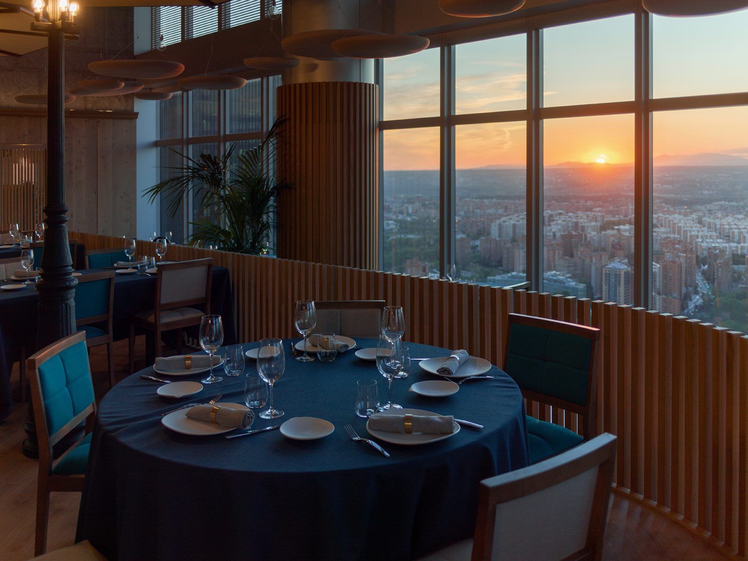 Élkar - El restaurante más alto de España esta en Madrid - Gastronomía y Moda