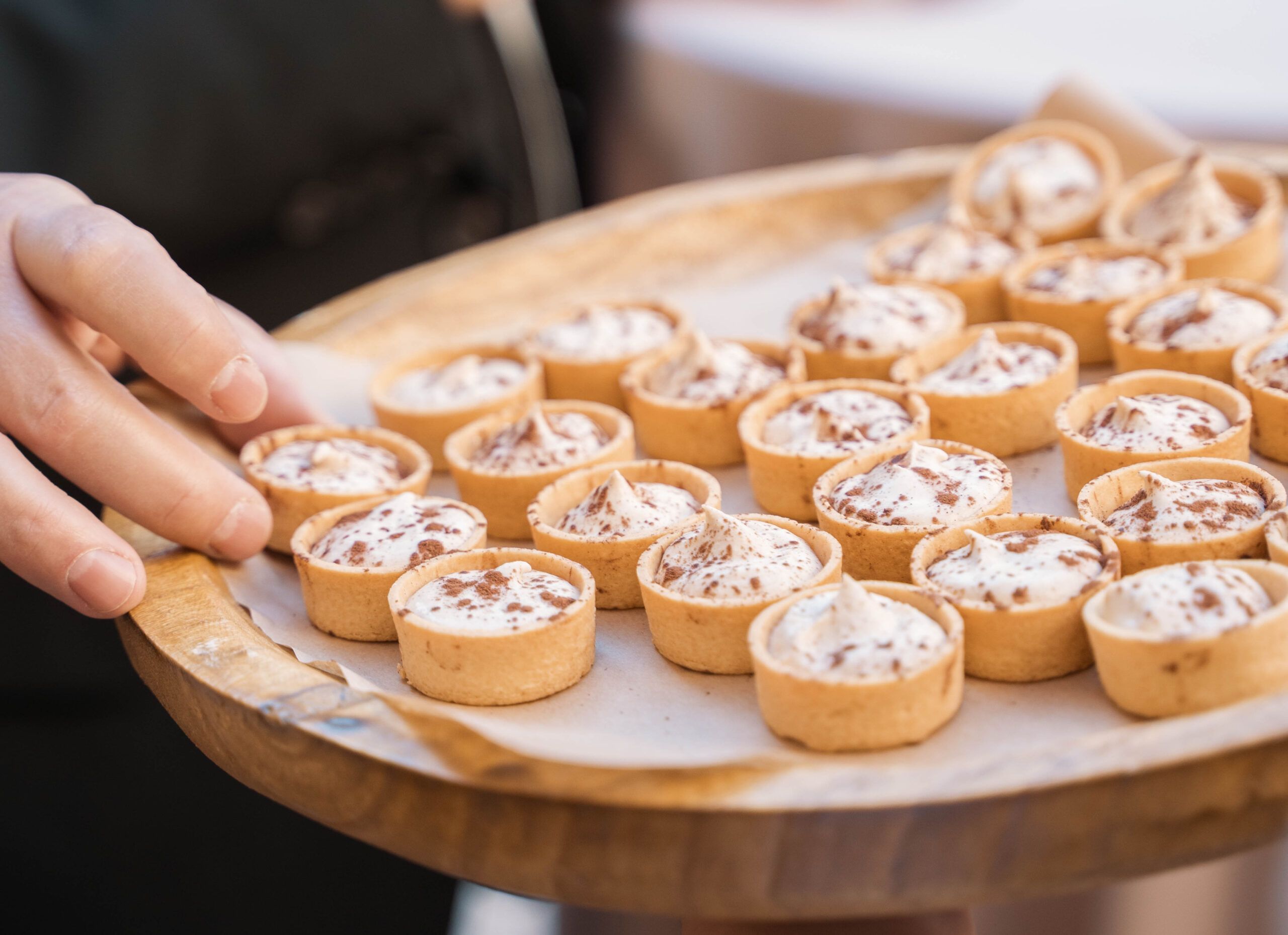Tardana Events deslumbra en la apertura del curso universitario con un brunch valenciano para 400 invitados - Gastronomía y Moda