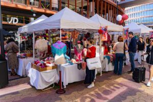 Torre Sevilla adelanta la Feria de Abril con un Pop-Up Market imprescindible lleno de moda, flamenco y planes en directo - Gastronomía y Moda