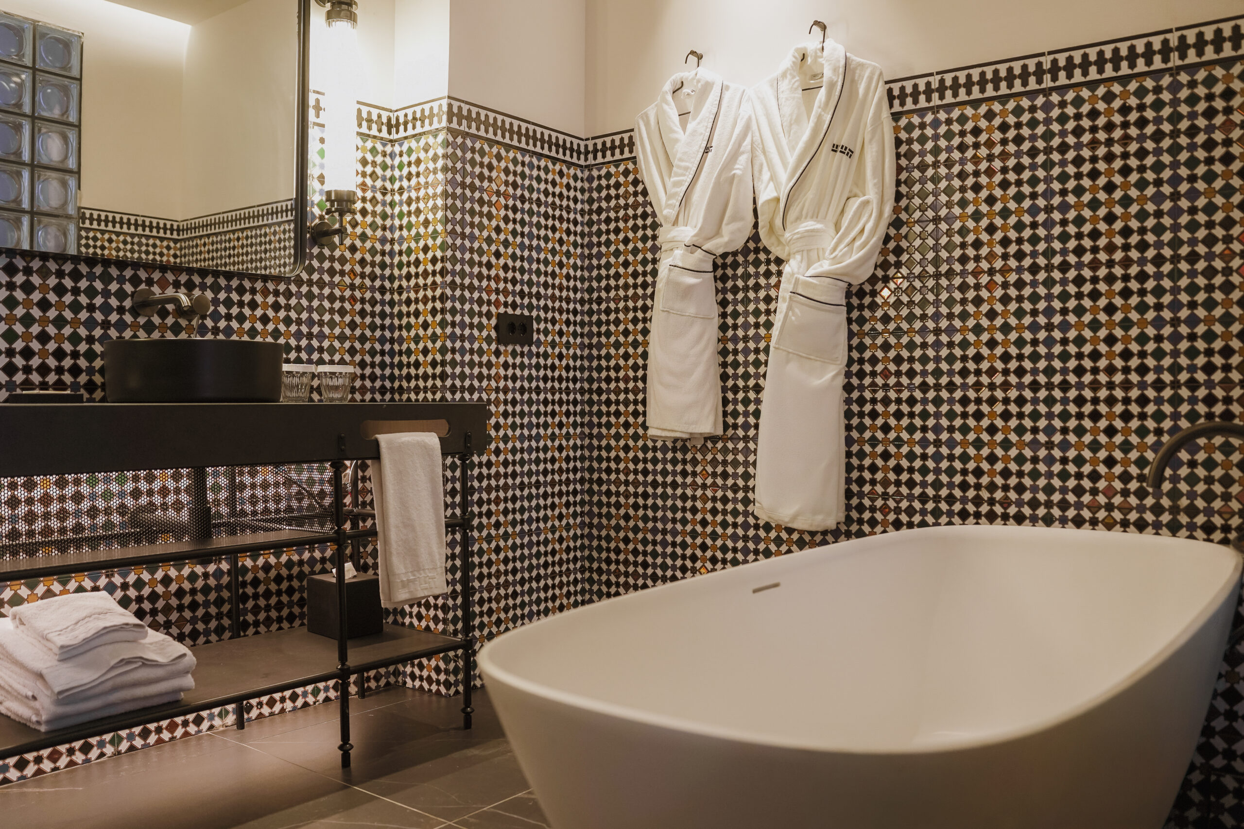 Thompson Sevilla abre sus puertas en La Gavidia con 101 habitaciones y Casa Mayo - Gastronomía y Moda