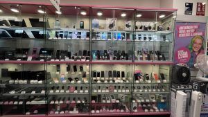 El nuevo iPhone 15 incrementa un 350% la venta de modelos anteriores en Sevilla menta un 350% la venta de modelos anteriores en Sevilla - Gastronomía y Moda