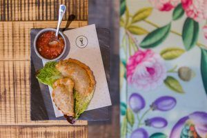 Ovejas Negras Company lanza el servicio de comida a domicilio - Torres y García - Gastronomía y Moda