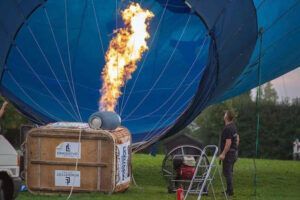 Una sauna en globo aerostático, la original idea de los hermanos Lehtinen que ha sorprendido hasta a los propios finlandeses - Gastronomía y Moda