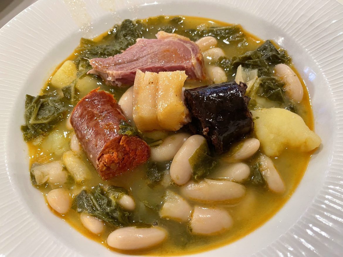 Veintiún establecimientos de Asturias competirán por ser “El Pote Perfecto” - Gastronomía y Moda