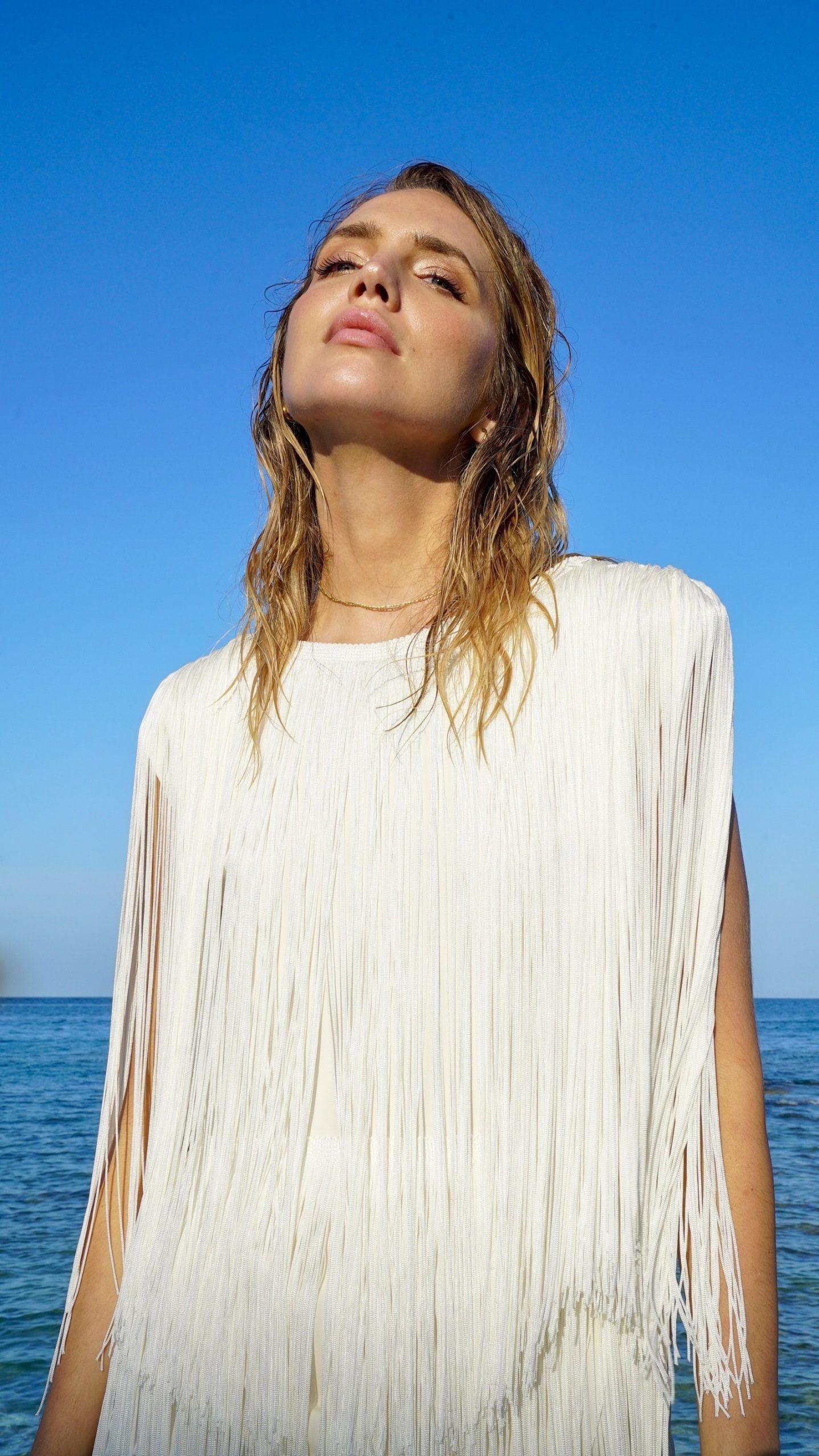 Hinsomnia lanza sus vestidos más icónicos en nuevos colores - Gastronomía y Moda