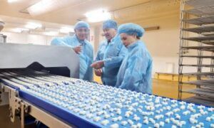 Javier Faúdez destaca a Quesos El Pastor como muestra de las empresas zamoranas de primer nivel que compiten mundialmente - Gastronomía y Moda