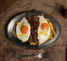 Voltereta Tanzania abre en Alicante, un restaurante en medio de la selva - Gastronomía y Moda