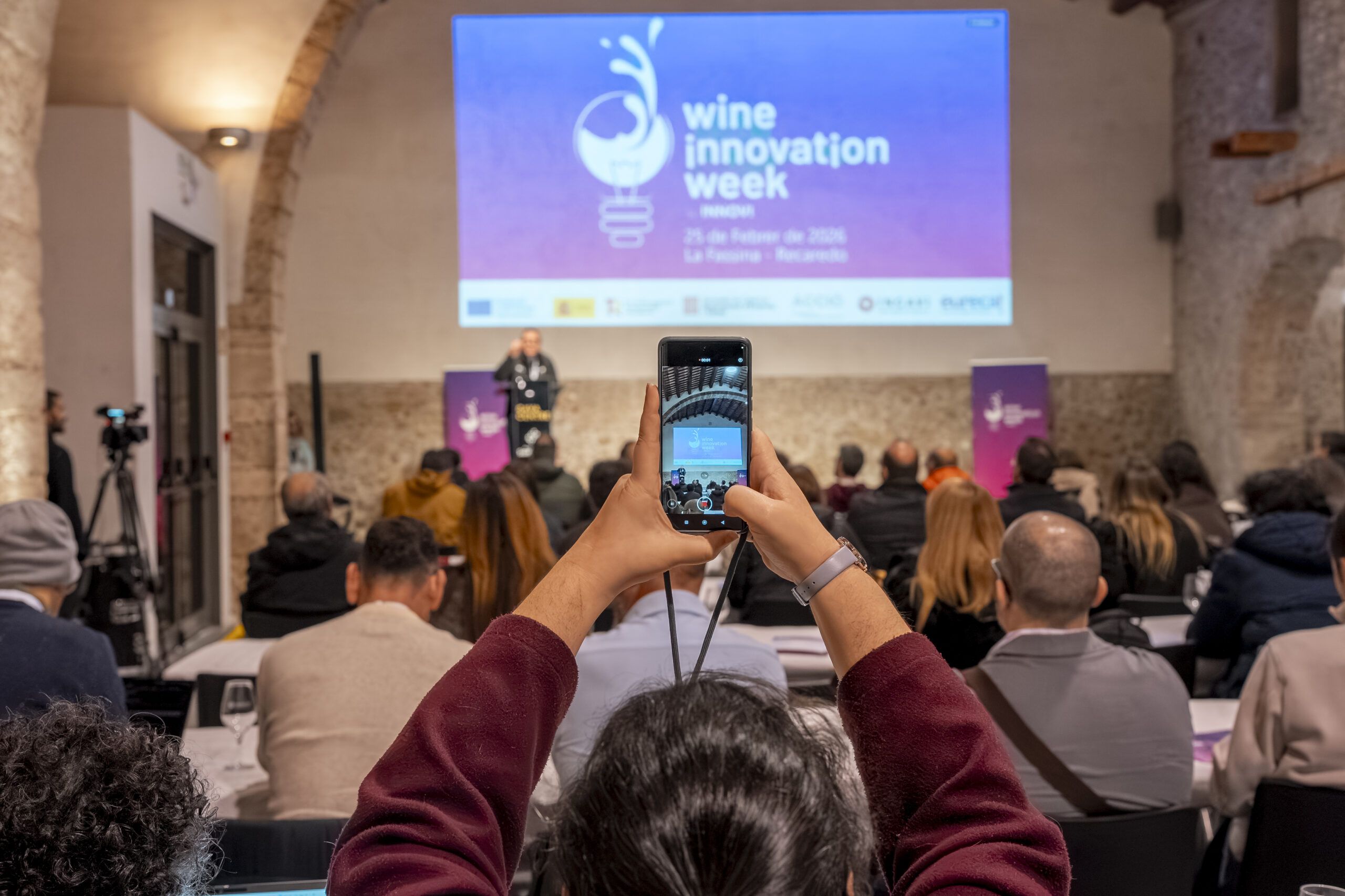 Wine Innovación Week 2026 consolida la inteligencia artificial como motor de transformación del sector vitivinícola - Gastronomía y Moda