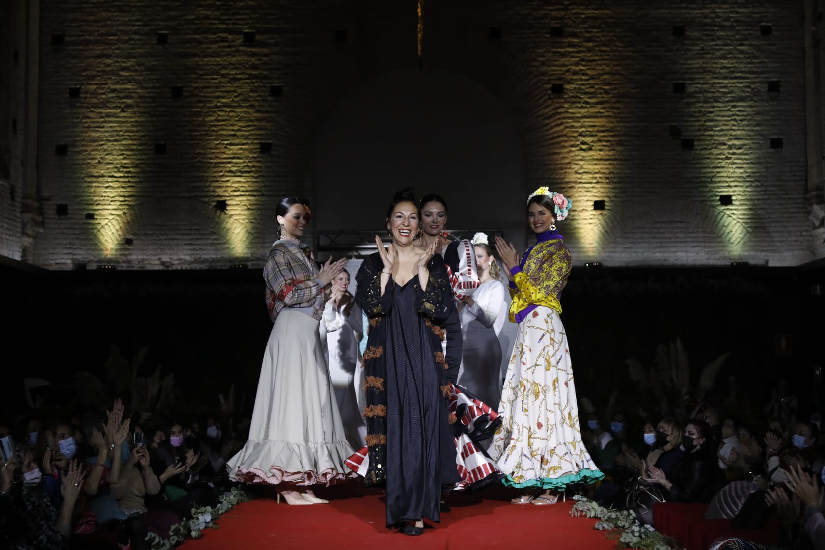 Córdoba es Moda destaca por una colorida pasarela de flamenca, pret a porter y complementos de diseño cordobés - Gastronomía y Moda