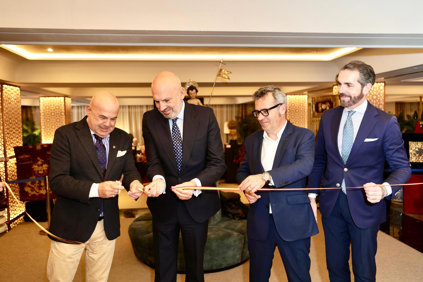 El hotel Hesperia Sevilla rinde homenaje al arte sacro andaluz con una exposición única - Gastronomía y Moda