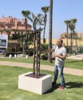 Puerto Sotogrande convierte el arte contemporáneo en parte de su paisaje con las esculturas de José Luis Biedma - Gastronomía y Moda
