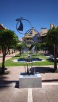 Puerto Sotogrande convierte el arte contemporáneo en parte de su paisaje con las esculturas de José Luis Biedma - Gastronomía y Moda