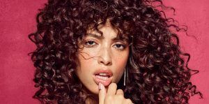 Riza, ondula, alisa y da volumen: así es el cepillo que evita la rotura de la fibra capilar y elimina la electricidad estática - Gastronomía y Moda
