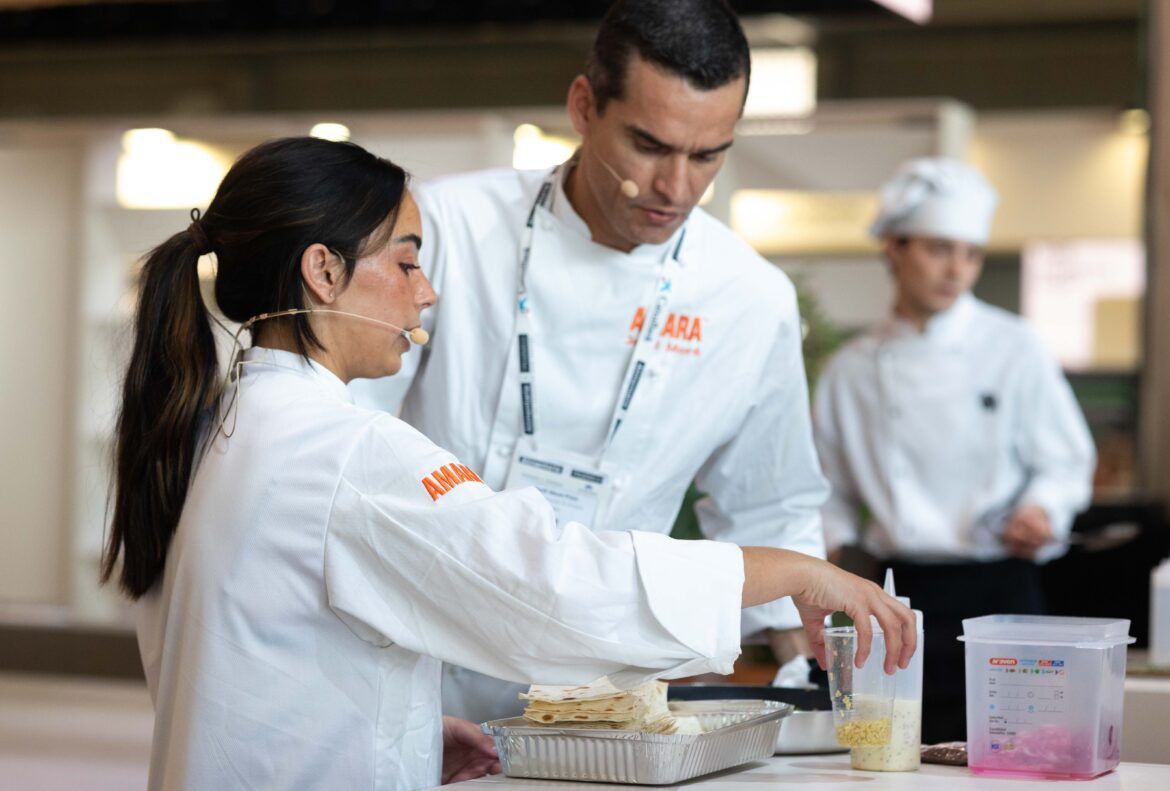 Pilu Cuenca deslumbra en Alimentaria con un showcooking vegetal que marca tendencia en la nueva cocina saludable Pilu Cuenca deslumbra en Alimentaria con un showcooking vegetal que marca tendencia en la nueva cocina saludable - Gastronomía y Moda