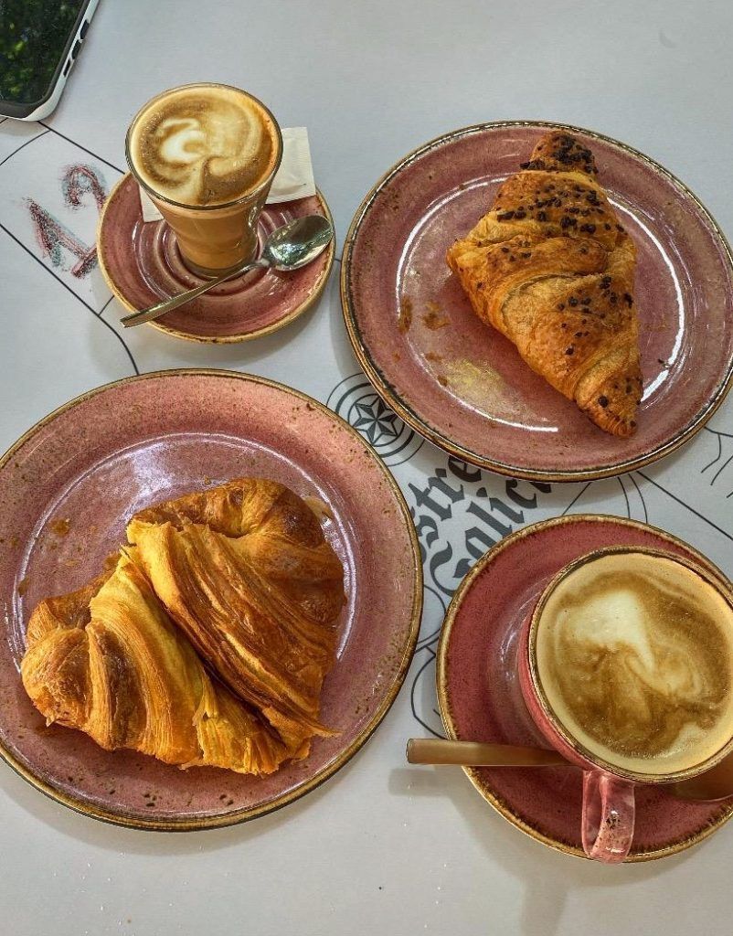 Pastelería La Caprichosa, parada culinaria obligatoria en Murcia - Gastronomía y Moda