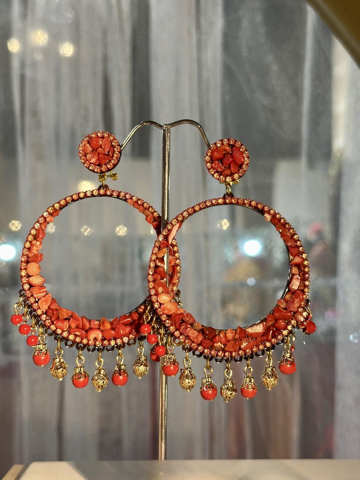 Los pendientes que marcan tendencia en la Pasarela Flamenca Tío Pepe 2026 están en Casa Márquez - Gastronomía y Moda