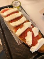 Pastelería La Caprichosa, parada culinaria y sabrosa obligatoria en Murcia - Gastronomía y Moda