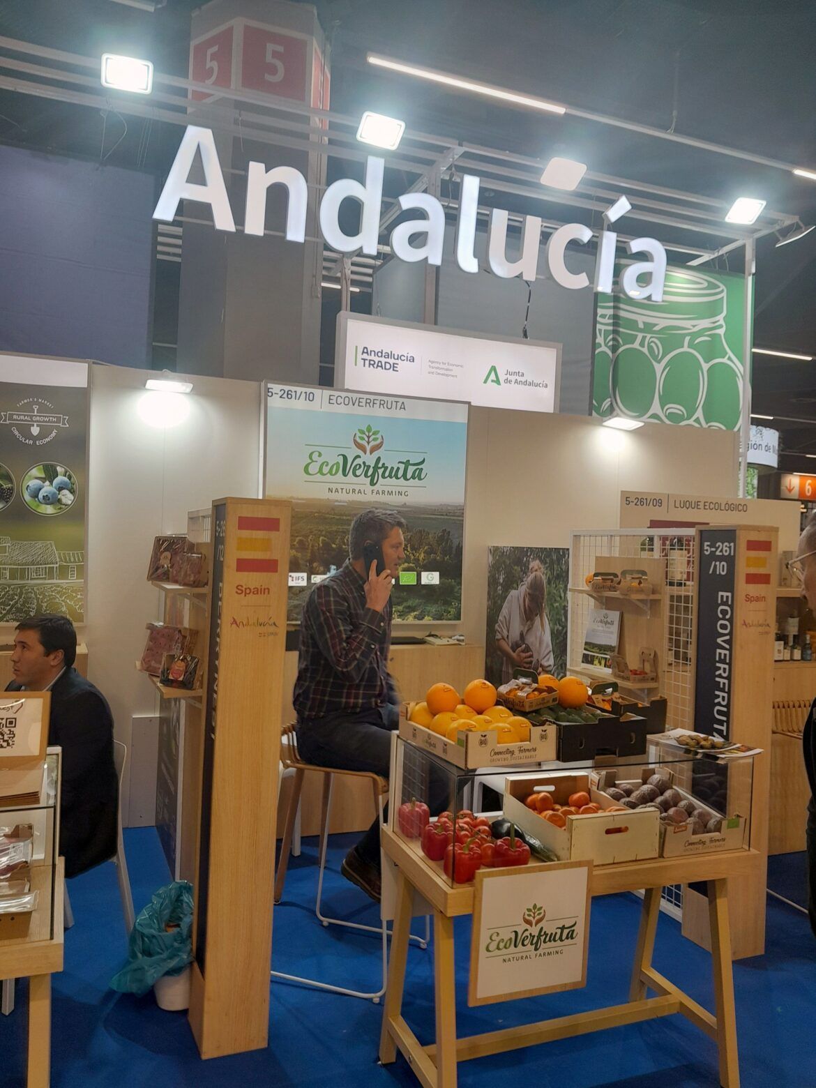 Andalucía TRADE impulsa los alimentos ecológicos andaluces en BioFach 2026 y refuerza su liderazgo en Alemania - Gastronomía y Moda