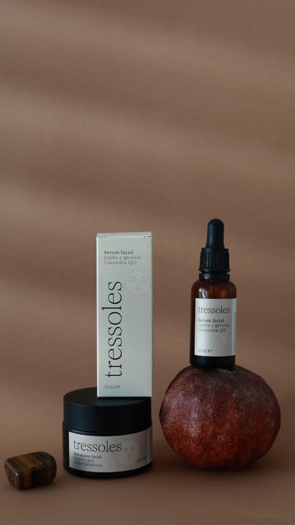 La eficacia del minimalismo en la cosmética natural de aceites esenciales de Tressoles - Gastronomía y Moda