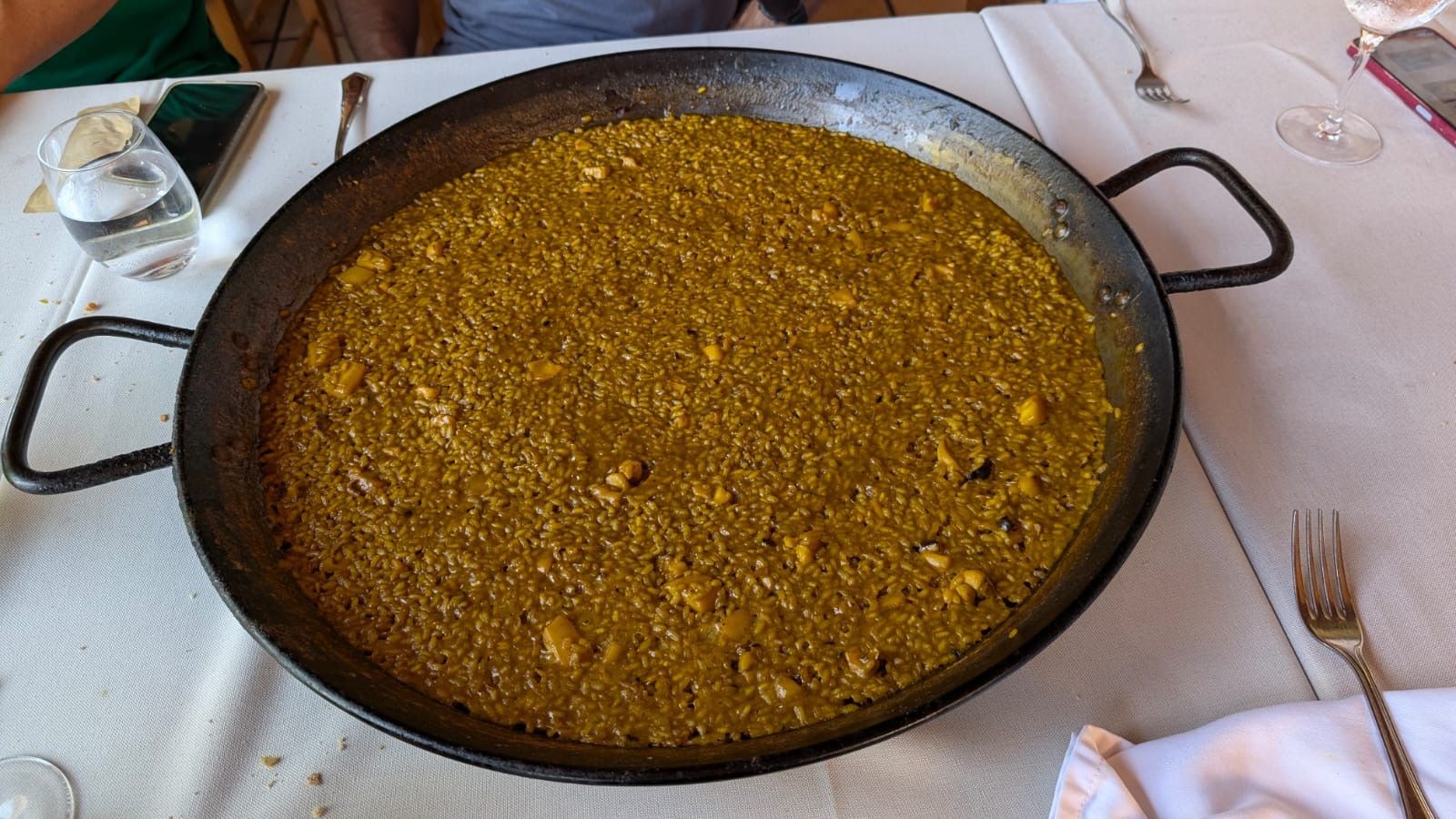 Restaurante S’Espartar, donde la tradición y el trato llegan al "Cum laude" - Gastronomía y Moda