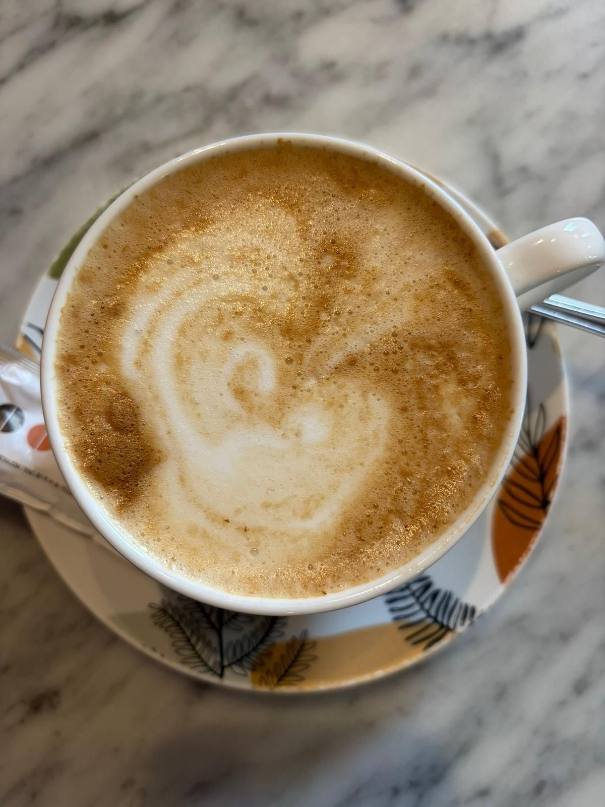 Desayuno en Café Tertulia, un clásico para empezar el día en Santiago de Compostela - Gastronomía y Moda