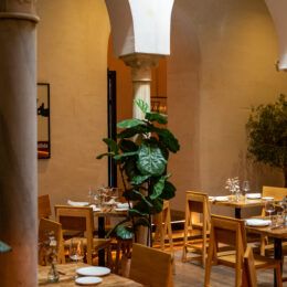 Casa Cuna abre en Sevilla: cocina mediterránea con producto y sofisticación en una espectacular casa palacio del siglo XIX - Gastronomía y Moda