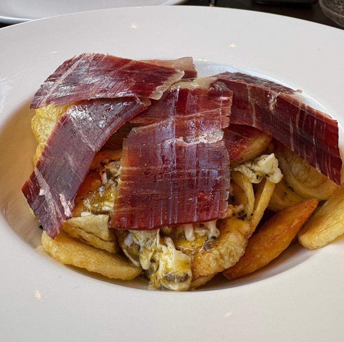 Ana Isabel Pareja recomienda en Instagram uno de los restaurantes con más encanto de Sevilla - Gastronomía y Moda