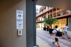 El Centro Comercial TORRE SEVILLA amplía al 50% su aforo y abre el gimnasio en la fase 3 de desescalada - Gastronomía y Moda