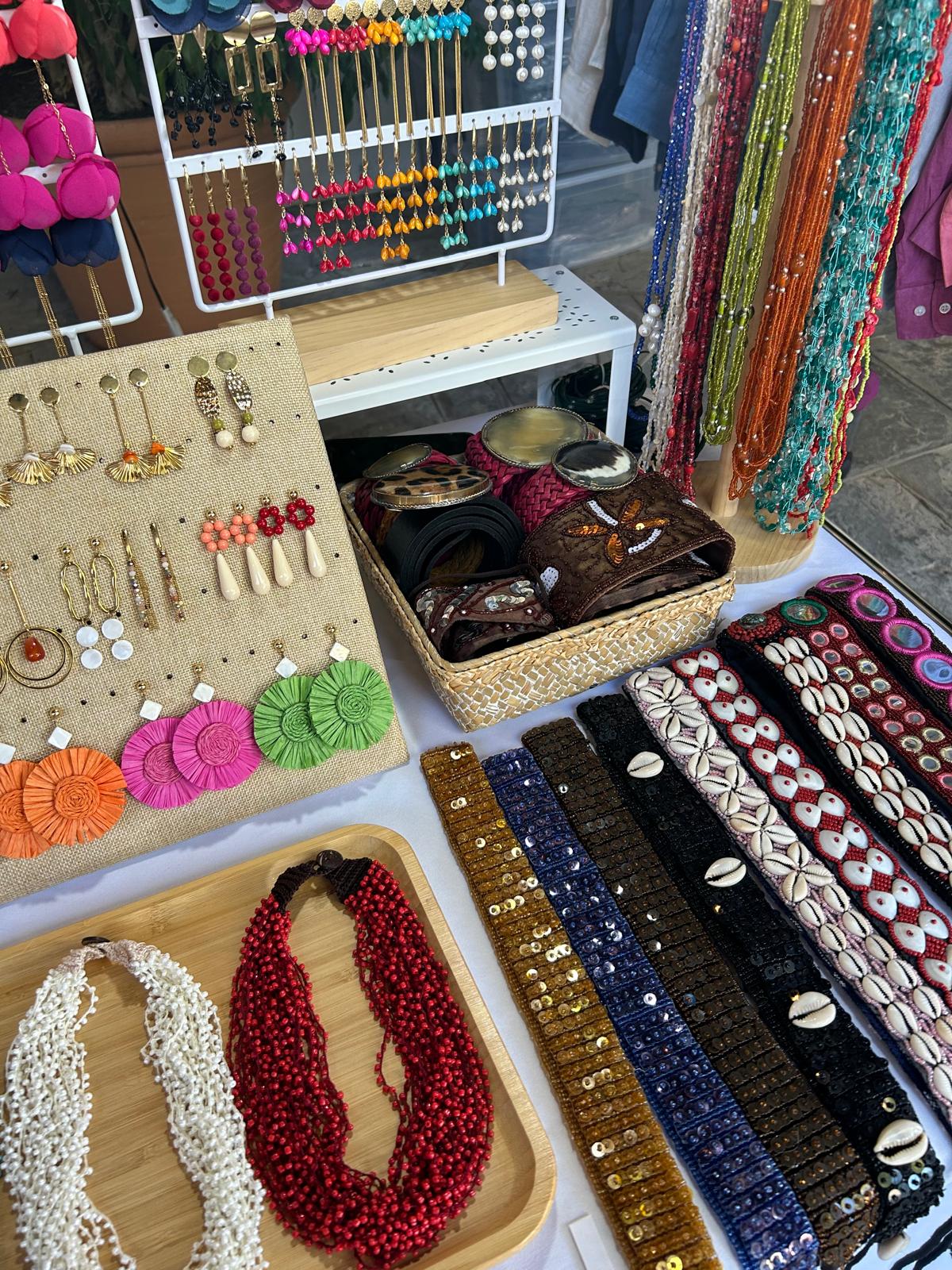 Delato: marca sevillana de joyas y accesorios únic@s hechos a mano - Gastronomía y Moda