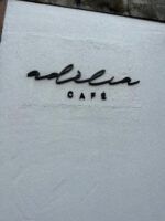 Adèlia Café eleva el desayuno en Santiago de Compostela con pan artesano, café de especialidad y un espacio pet friendly - Gastronomía y Moda